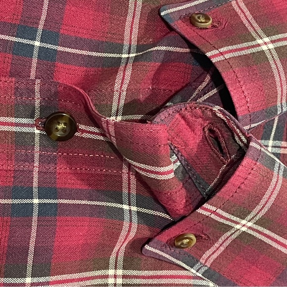 Carhartt Red Plaid Button Down Shirt Size Medium Relaxed Fit Cotton 2 Pocket - Picture 6 of 13